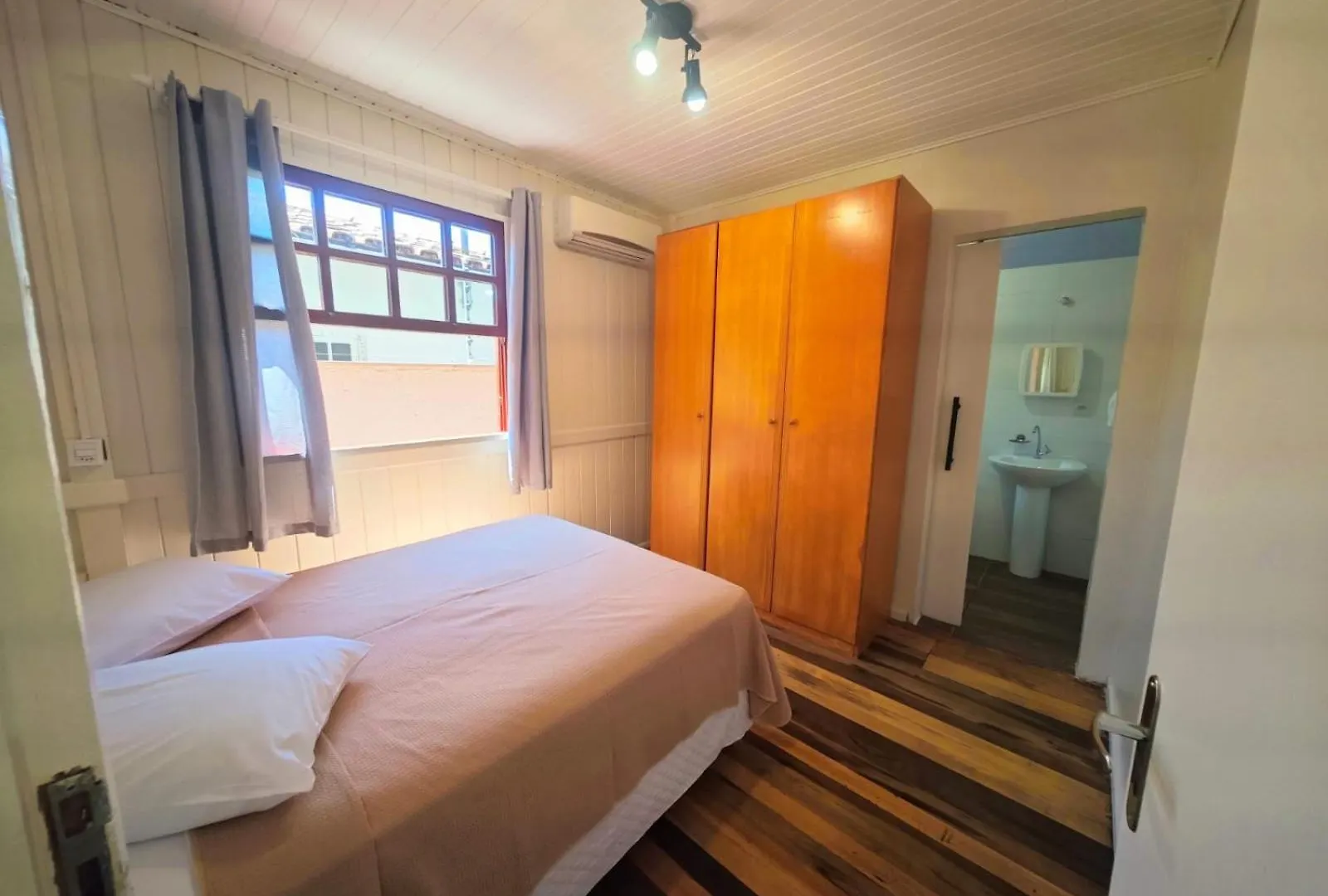 Las Rocas Bech House Florianopolis Holiday home